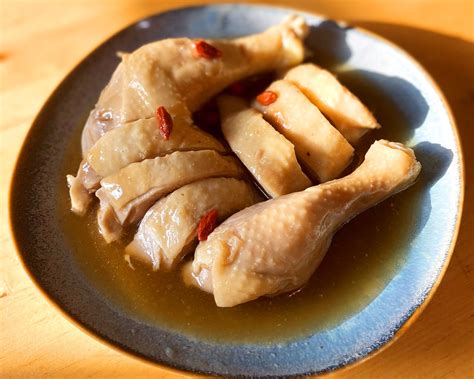  Shaoxing Drunken Chicken: Can Spicy Marinades and Rich Broth Really Conquer All Palates?